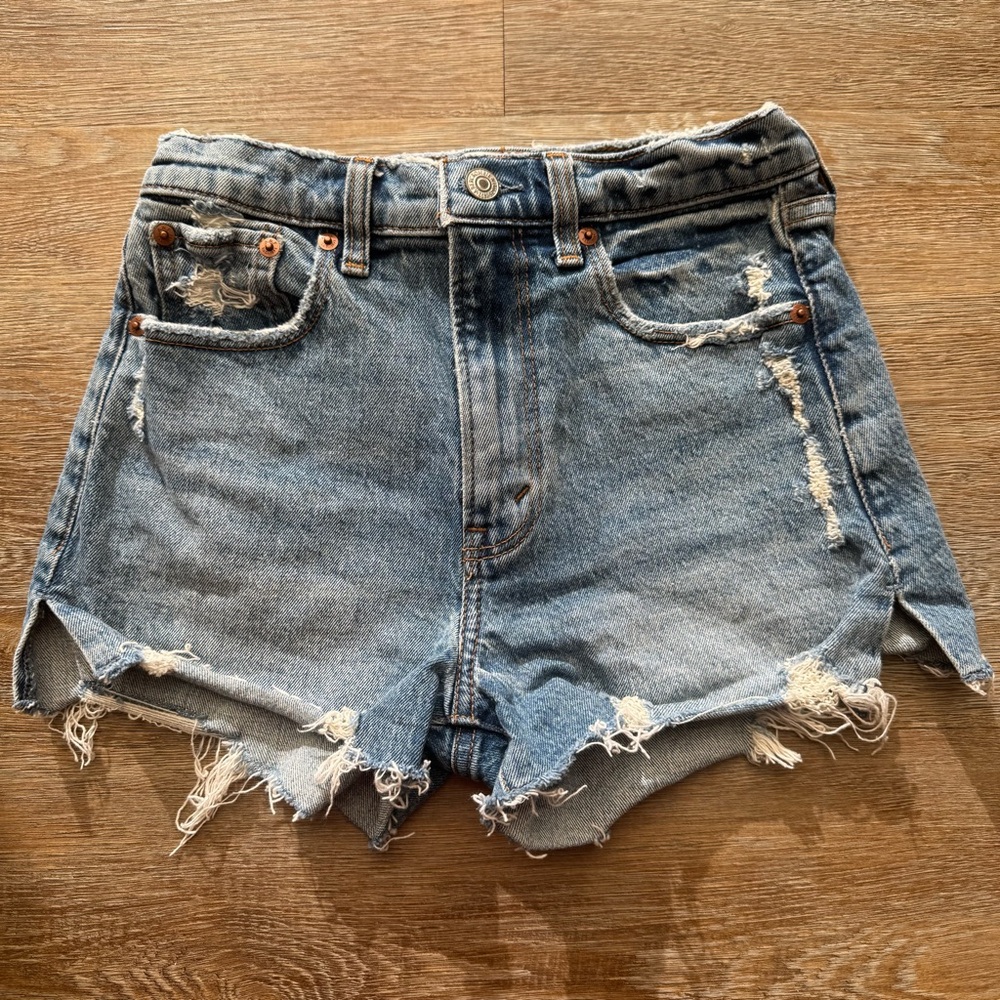 Abercrombie High Rise Mom Shorts